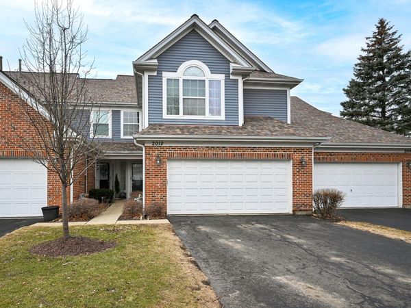 2012 N Silver Lake Road , Unit 2012, Arlington Heights, IL 60004