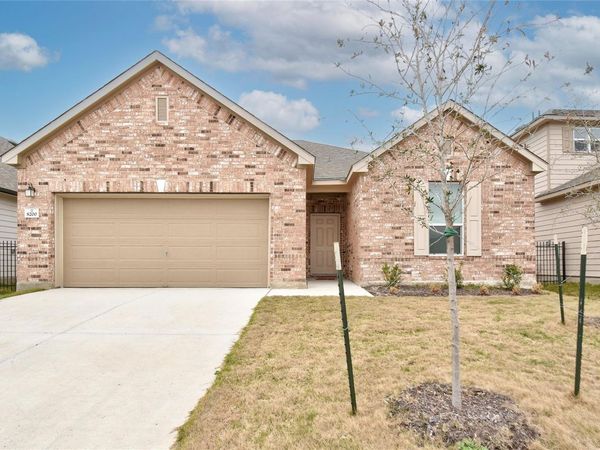 8200 Knoxville TRL, Austin, TX 78744