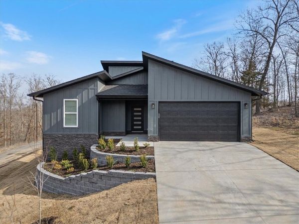 37 Haddington Drive , Bella Vista, AR 72715