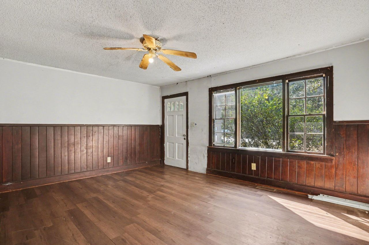 5516 Attaway Street Photo 10