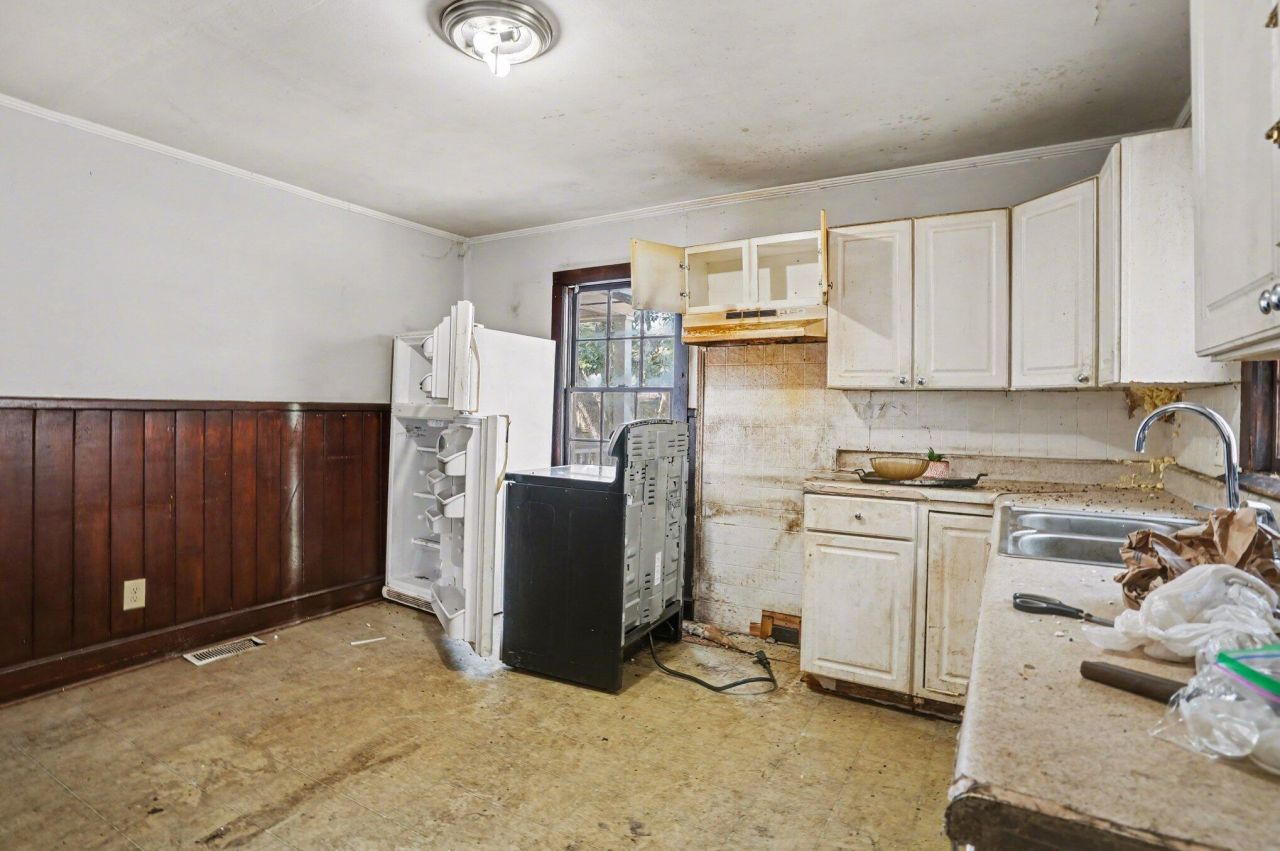 5516 Attaway Street Photo 11