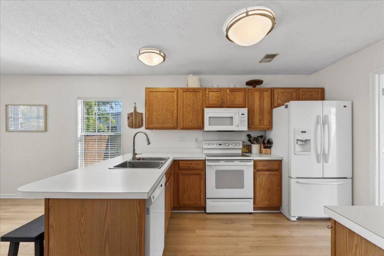 103 Rockdale Lane Photo 8