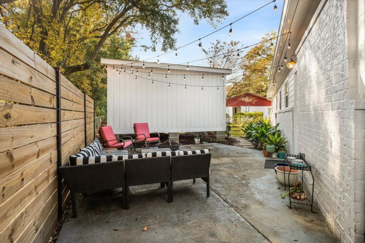 1583 W Robinhood Drive Photo 28