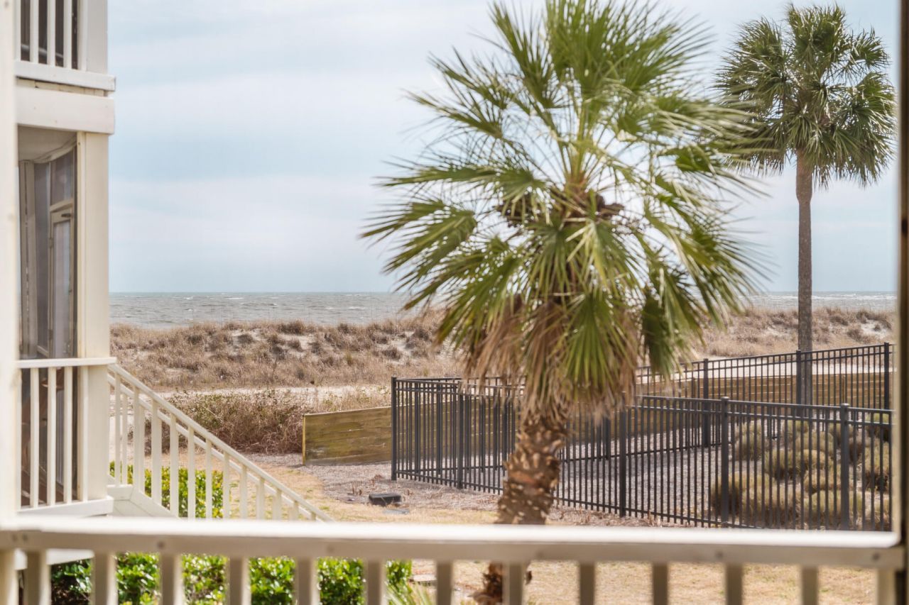 9000 Palmetto Drive Photo 17