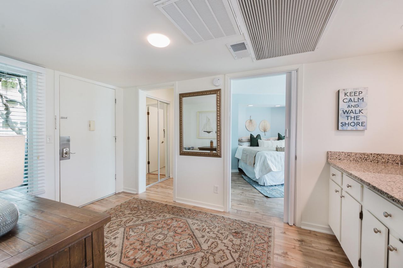 9000 Palmetto Drive Photo 9