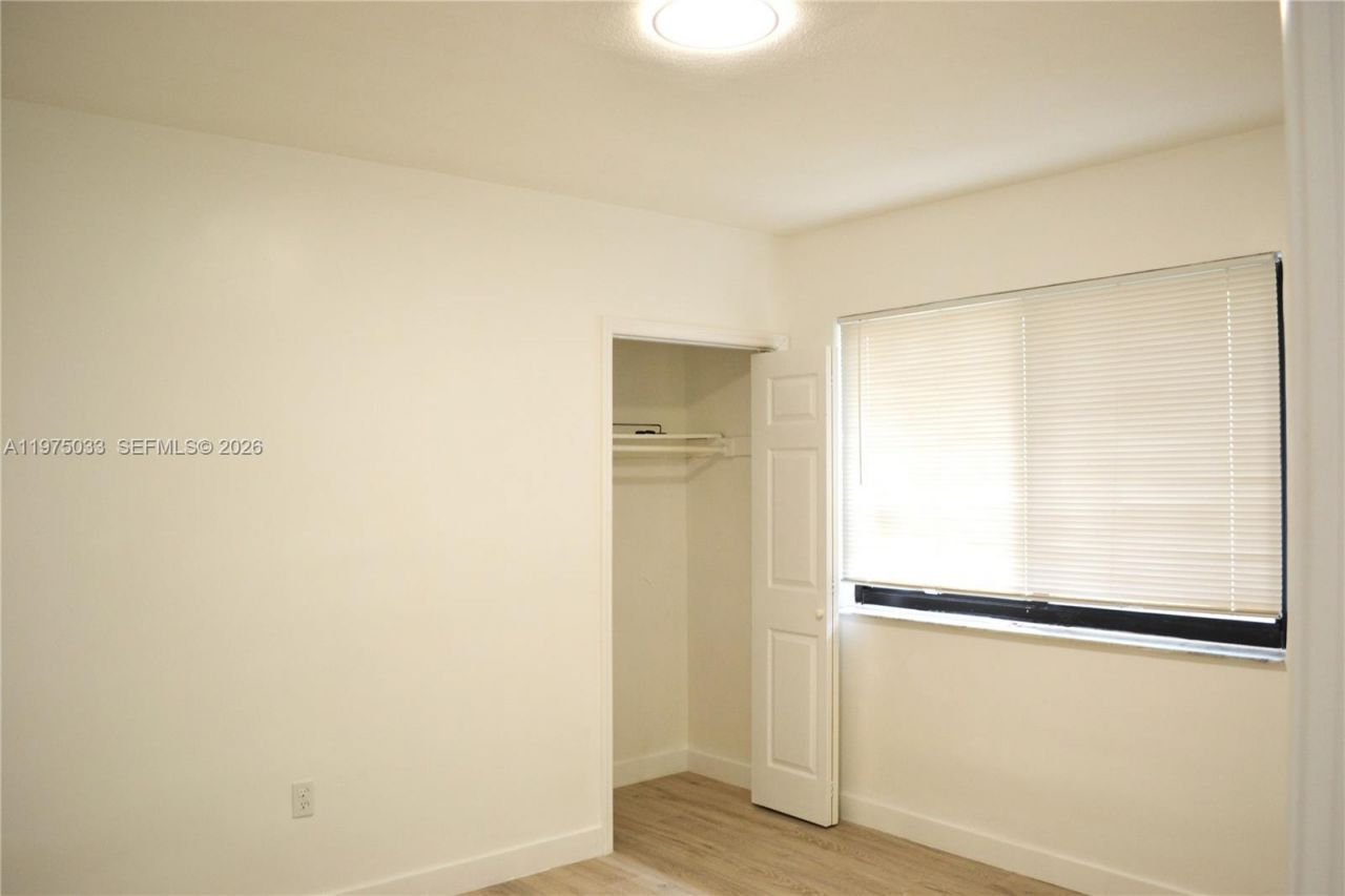 1035 SW 4th St , Unit 3, Miami, FL 33130 Photo