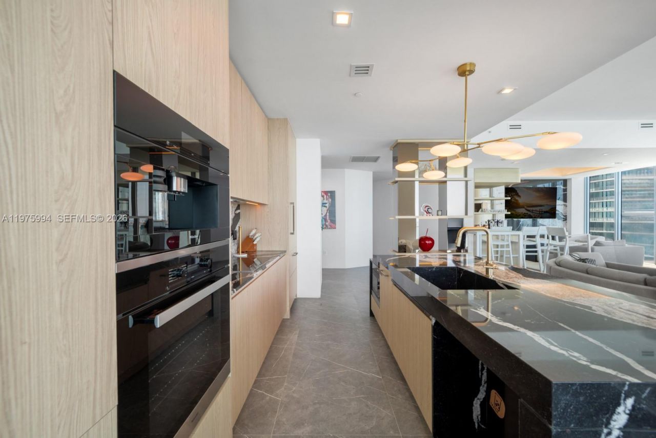 2900 NE 7th Ave, Unit UPH-4602, Miami, FL 33137 Photo