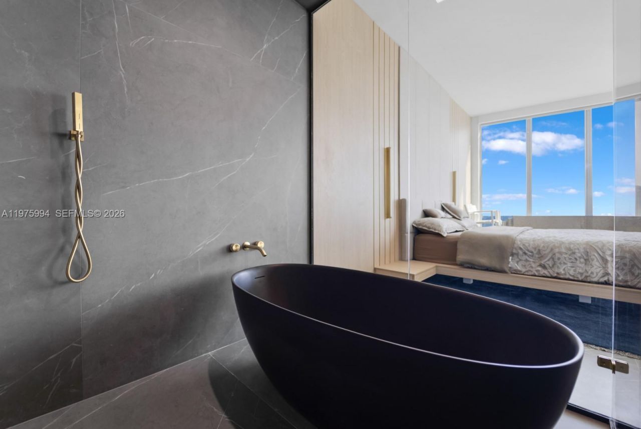 2900 NE 7th Ave, Unit UPH-4602, Miami, FL 33137 Photo