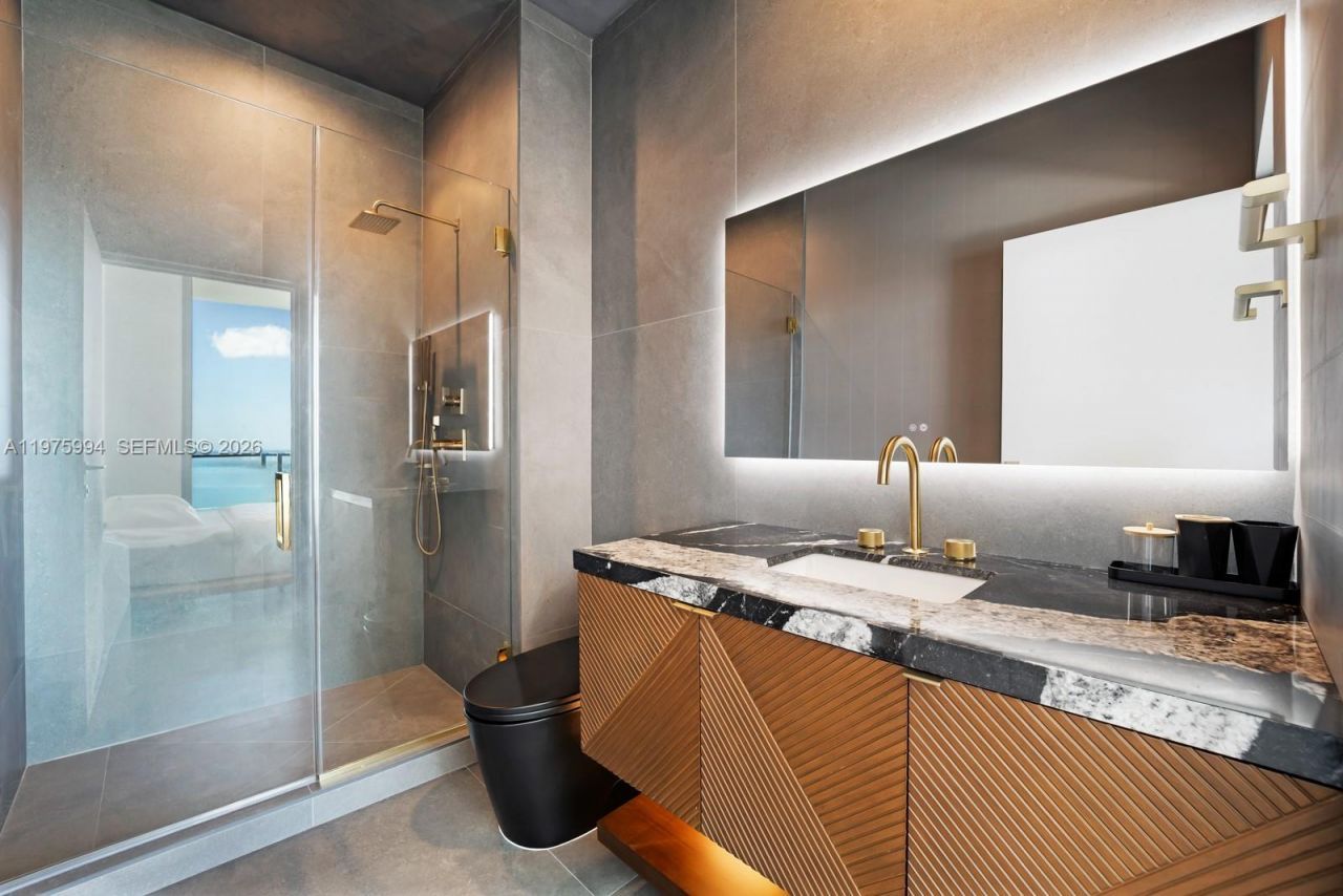 2900 NE 7th Ave, Unit UPH-4602, Miami, FL 33137 Photo