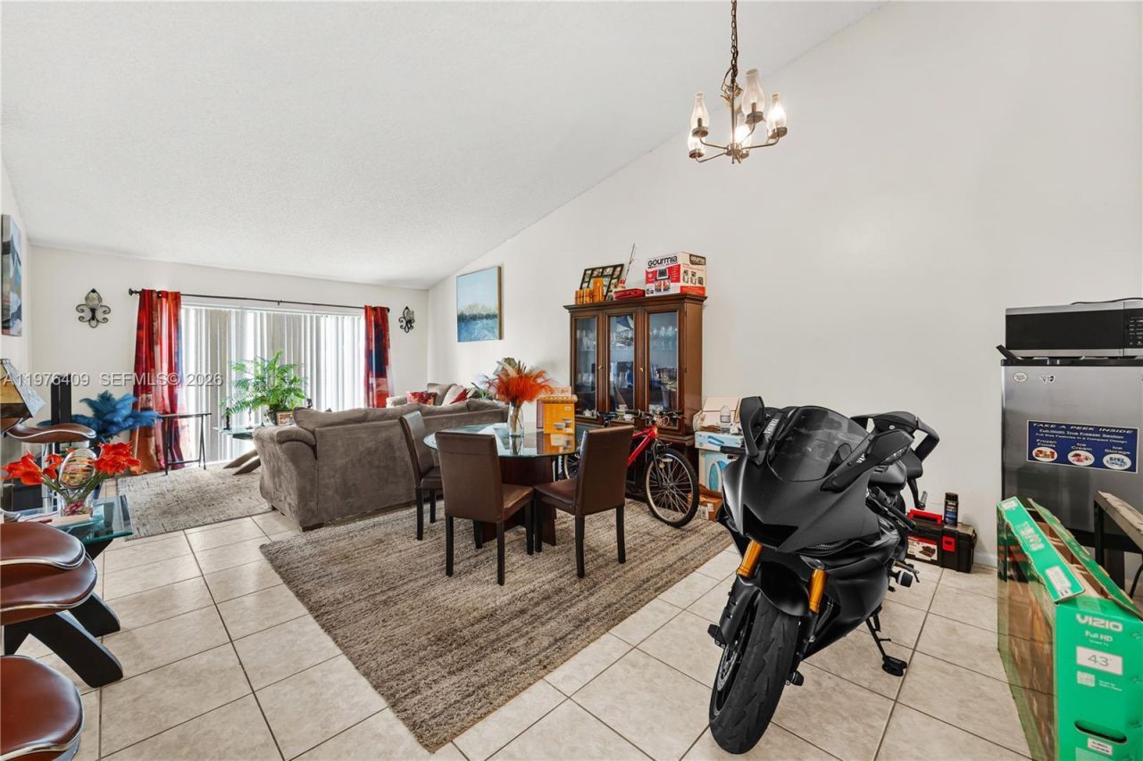 213 NW 60th Ave, Margate, FL 33063 Photo