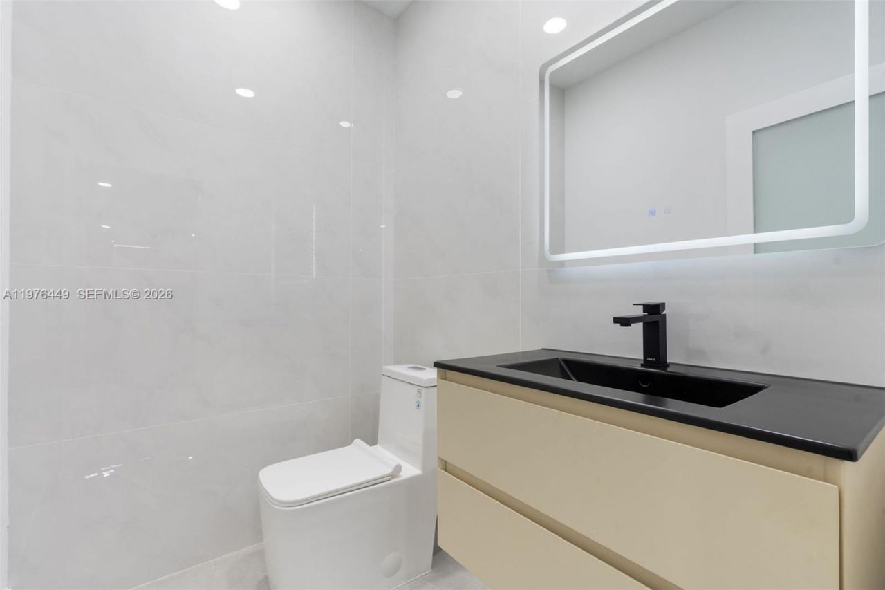 4800 SW 61st Ave , Davie, FL 33314 Photo