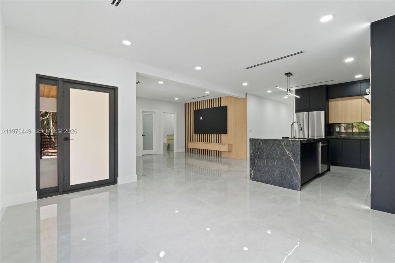 4800 SW 61st Ave , Davie, FL 33314 Photo