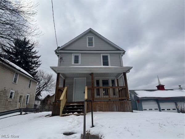 750 Brown Street , Akron, OH 44311