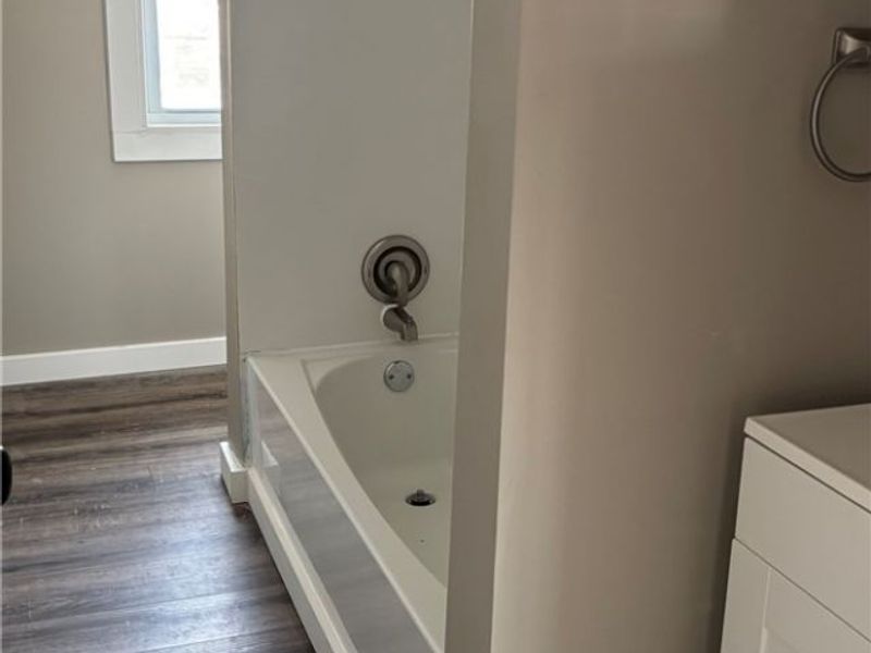 750 Brown Street , Akron, OH 44311 Photo 16