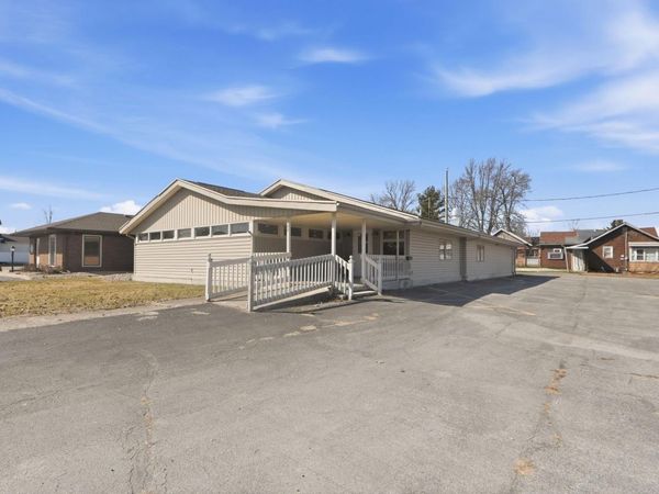 202 W Whitley Street, Churubusco, IN 46723