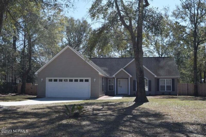 224 Shellbank Drive, Sneads Ferry, NC 28460 Main Photo