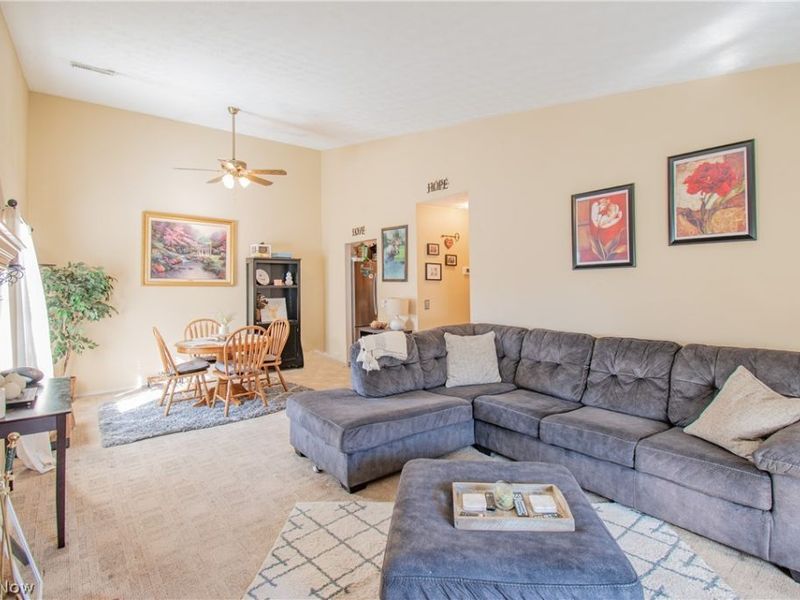 981 Kirkwall Drive , Unit 27C, Copley, OH 44321 Photo 6