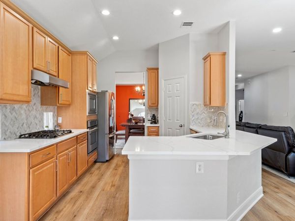 2532 Arbor DR, Round Rock, TX 78681