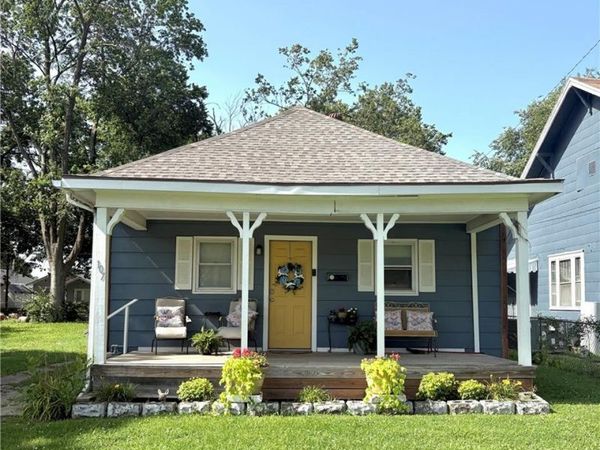 107 E 22nd Street, Pittsburg, KS 66762