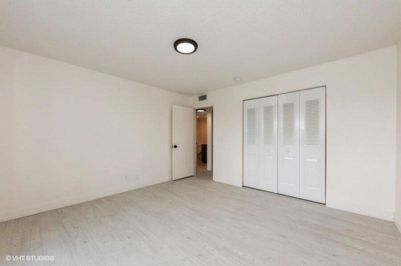 118 Somerset F, West Palm Beach, FL 33417 Photo