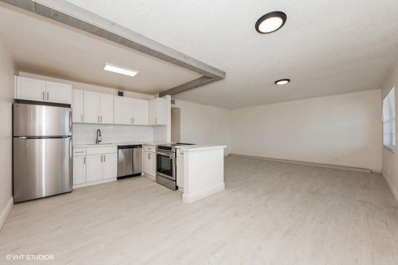 118 Somerset F, West Palm Beach, FL 33417 Photo