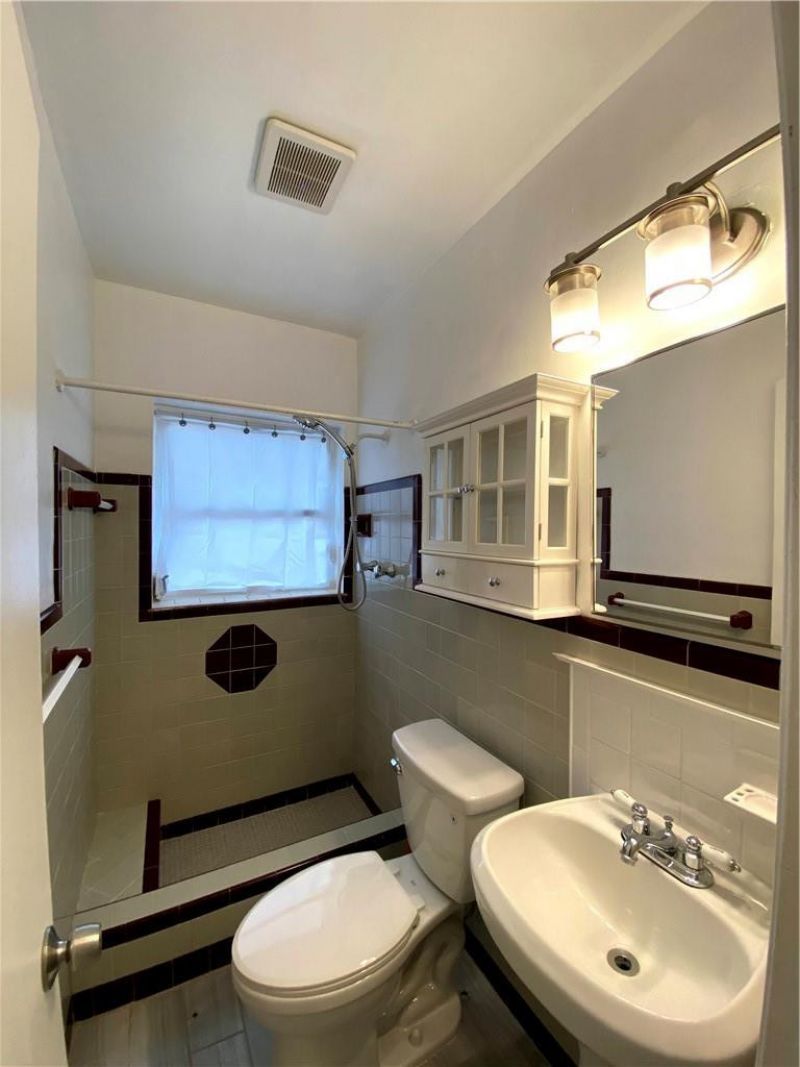 1101 NE 17 Way, Unit 4, Fort Lauderdale, FL 33304 Photo