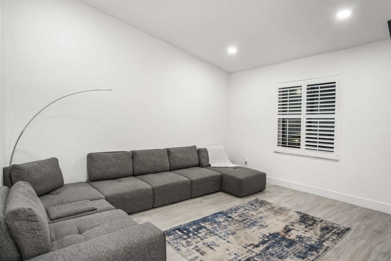 23284 SW 53rd Avenue, Unit D, Boca Raton, FL 33433 Photo