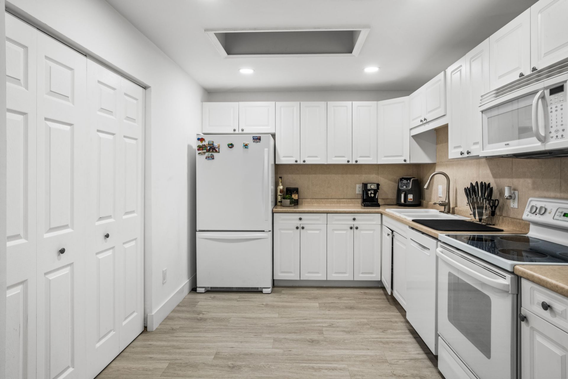 23284 SW 53rd Avenue, Unit D, Boca Raton, FL 33433 Photo