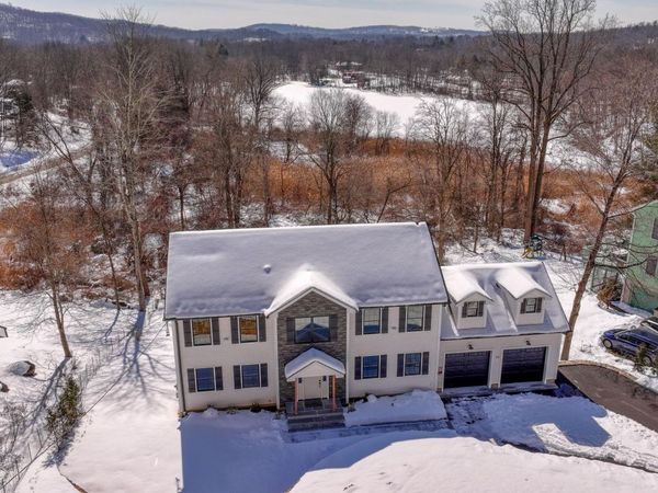 36 Hill and dale, Cortlandt Manor, NY 10567