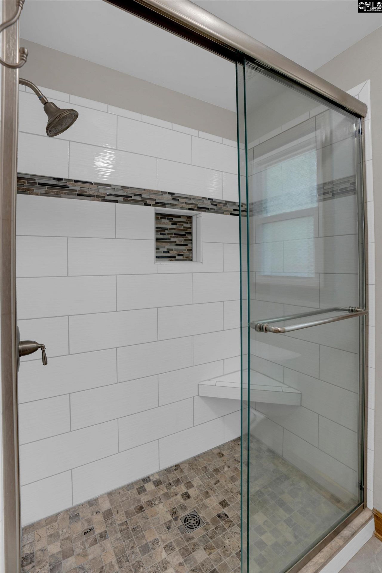 107 Heatherton Court  Photo 30