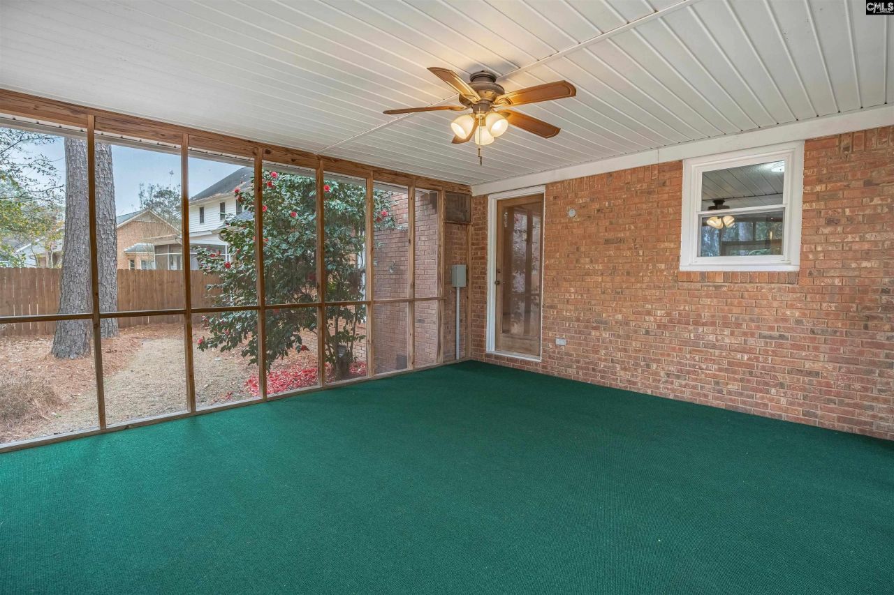 107 Heatherton Court  Photo 43