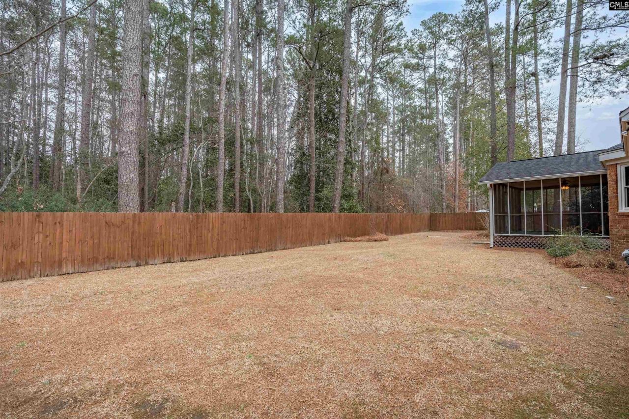 107 Heatherton Court  Photo 47