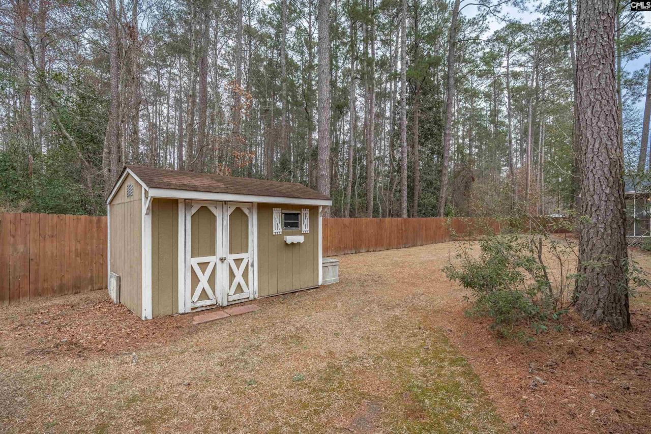 107 Heatherton Court  Photo 49