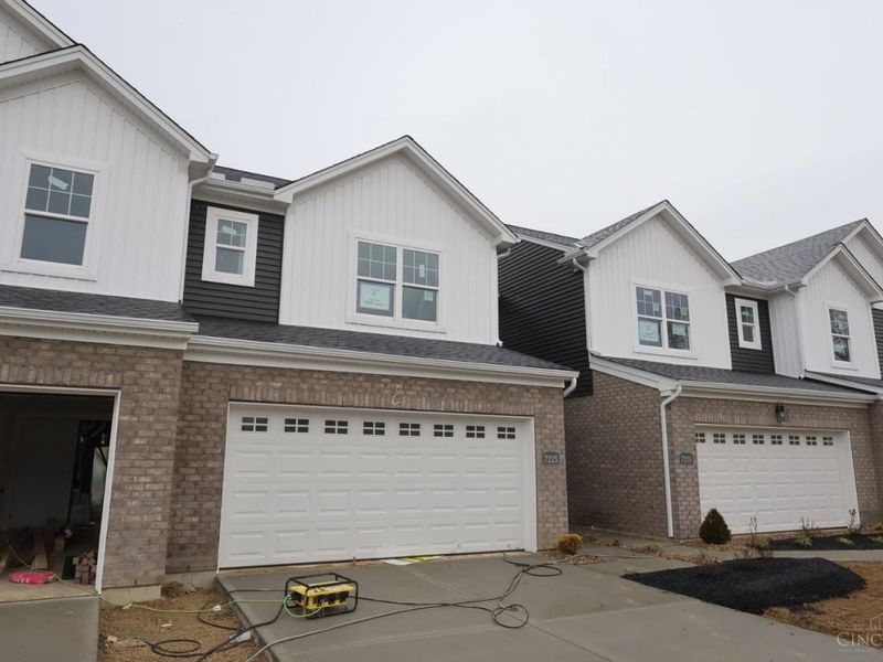 7225 Grandway Drive, Unit 0003, West Chester, OH 45069 Photo 3