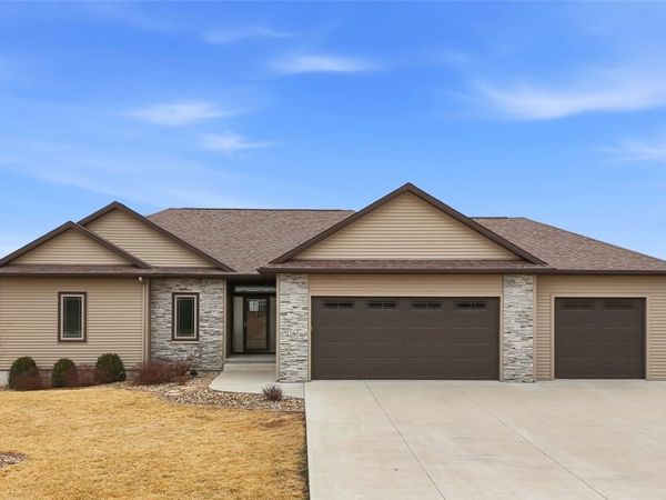 2463 219th Boulevard , Washington, IA 52353