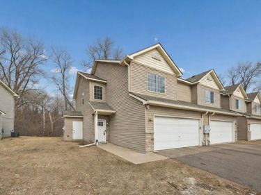 191 Larpenteur Avenue E, Unit A, Maplewood, MN 55117