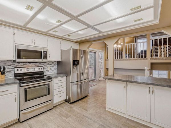 9733 Thomas Avenue N, Brooklyn Park, MN 55444