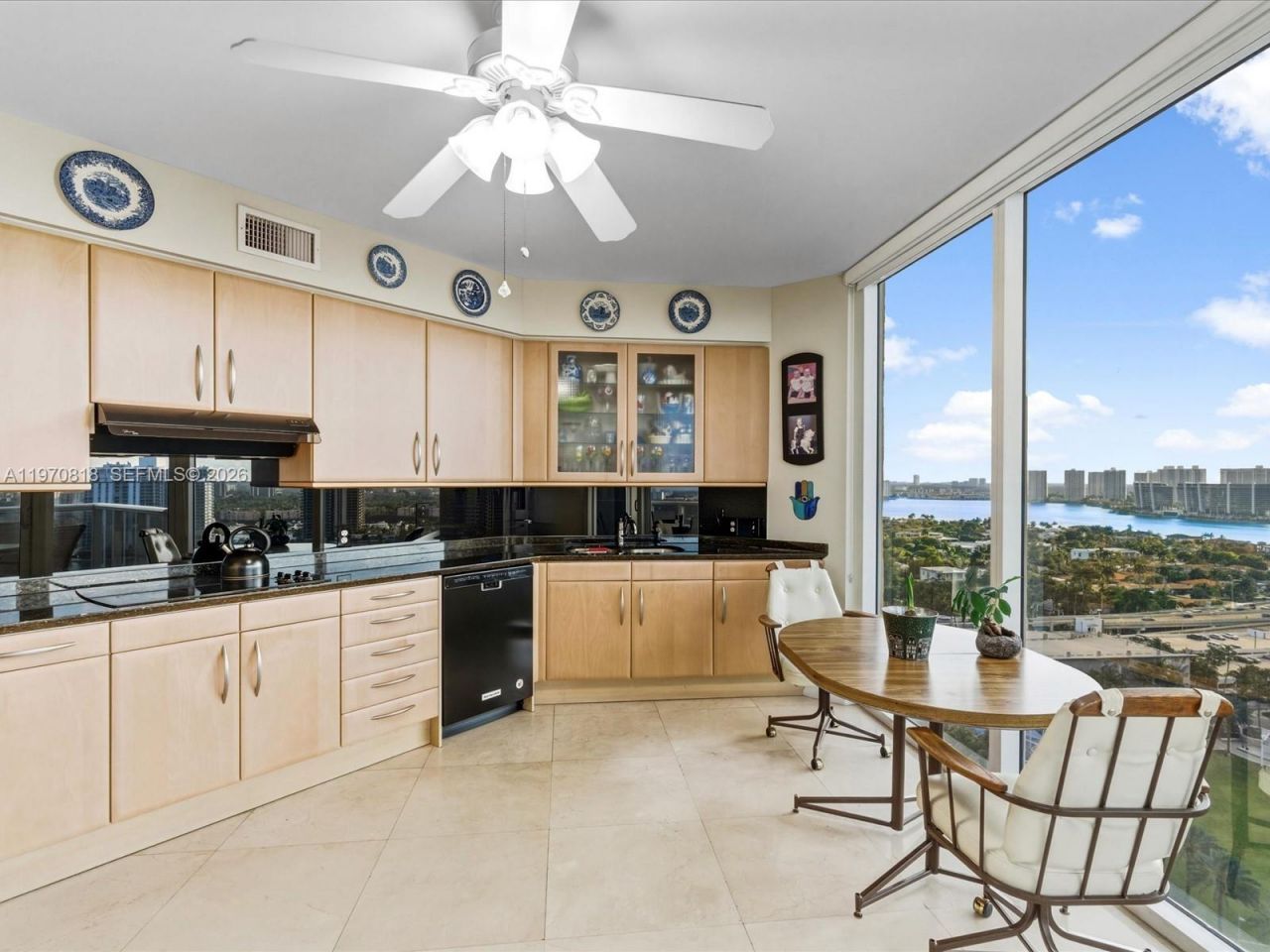 19333 Collins Ave , Unit 2304, Sunny Isles Beach, FL 33160 Photo