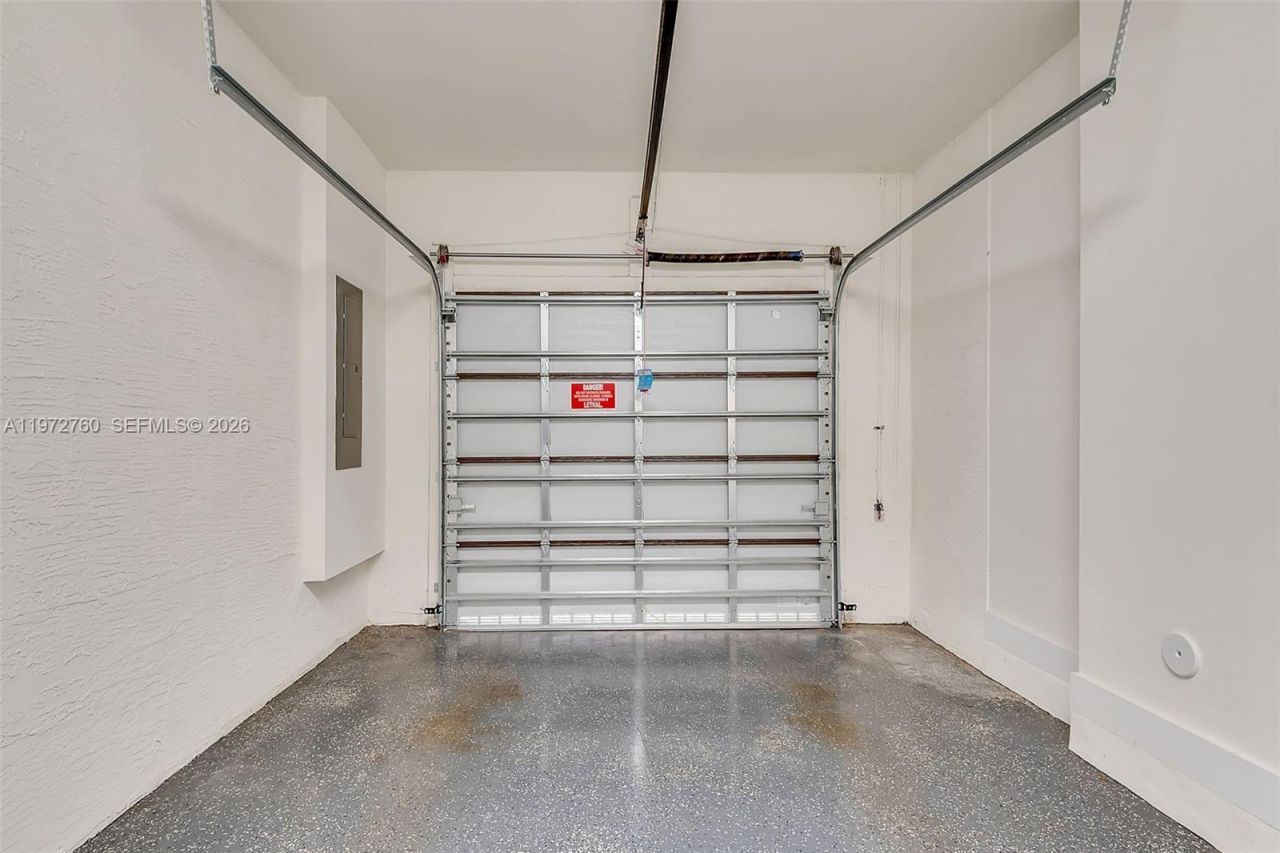 4652 NW 83rd Ave , Doral, FL 33166 Photo