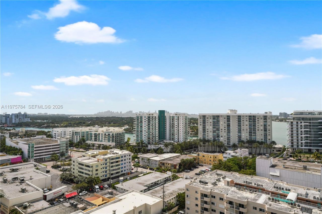 6799 Collins Ave , Unit 1506, Miami Beach, FL 33141 Photo