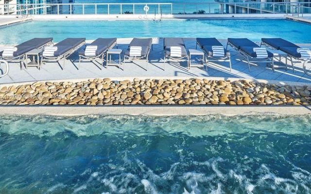 6799 Collins Ave , Unit 1506, Miami Beach, FL 33141 Photo