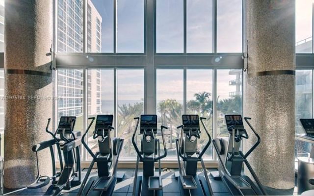 6799 Collins Ave , Unit 1506, Miami Beach, FL 33141 Photo