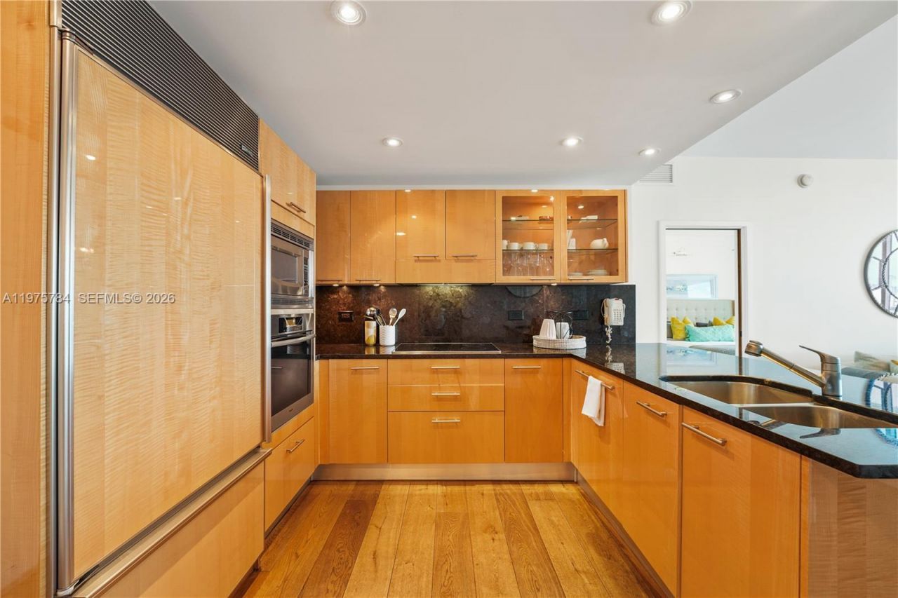 6799 Collins Ave , Unit 1506, Miami Beach, FL 33141 Photo