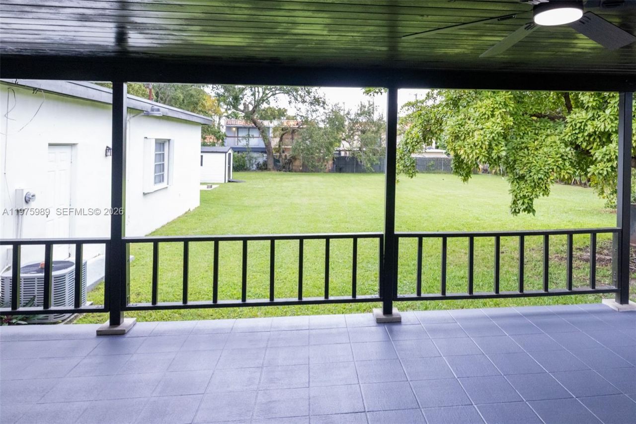 3401 SW 17th St, Unit 3401, Miami, FL 33145 Photo