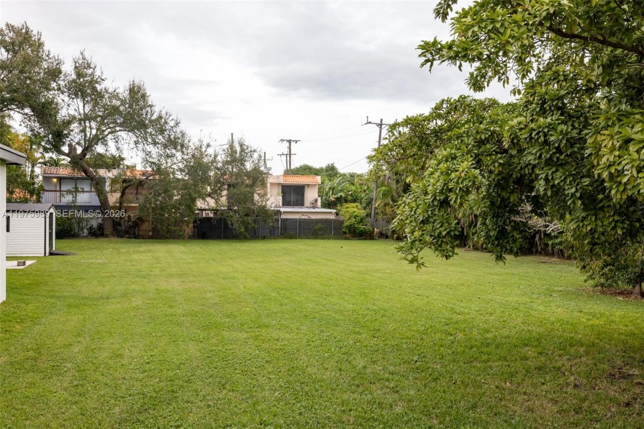 3401 SW 17th St, Unit 3401, Miami, FL 33145 Photo