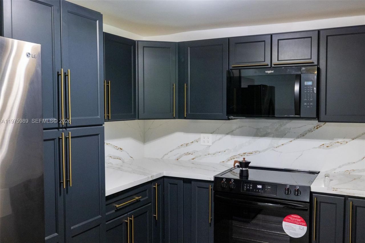 3401 SW 17th St, Unit 3401, Miami, FL 33145 Photo