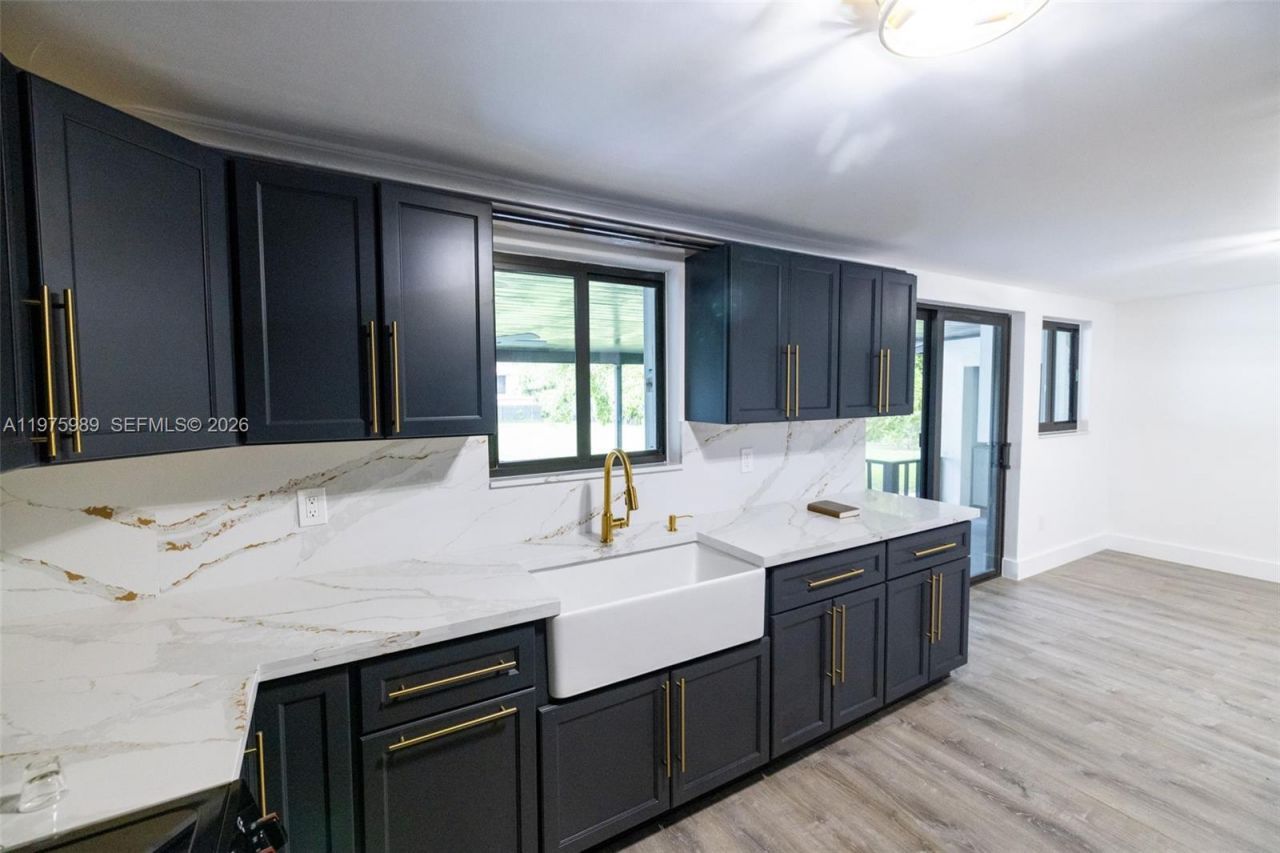 3401 SW 17th St, Unit 3401, Miami, FL 33145 Photo