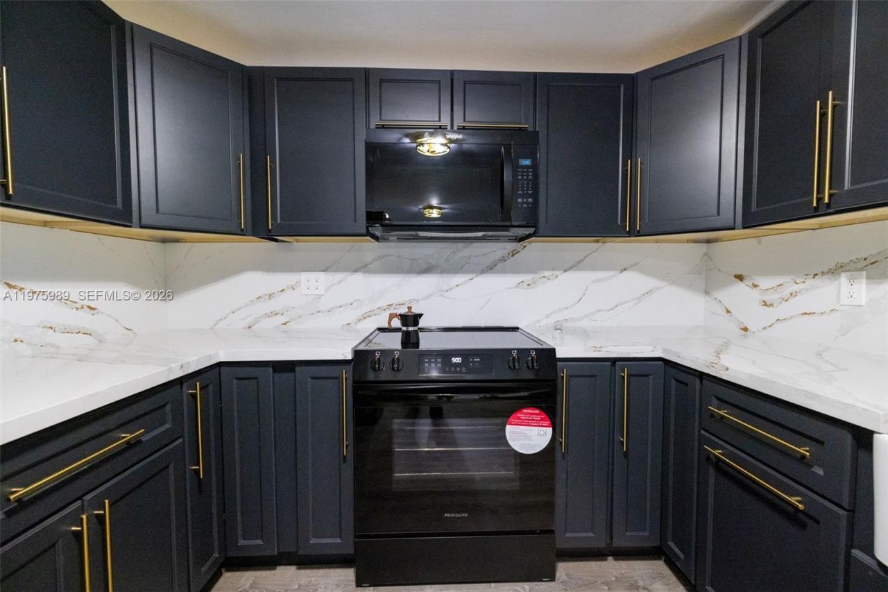 3401 SW 17th St, Unit 3401, Miami, FL 33145 Photo