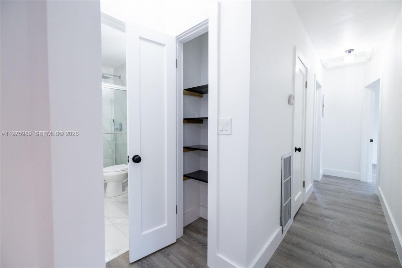 3401 SW 17th St, Unit 3401, Miami, FL 33145 Photo