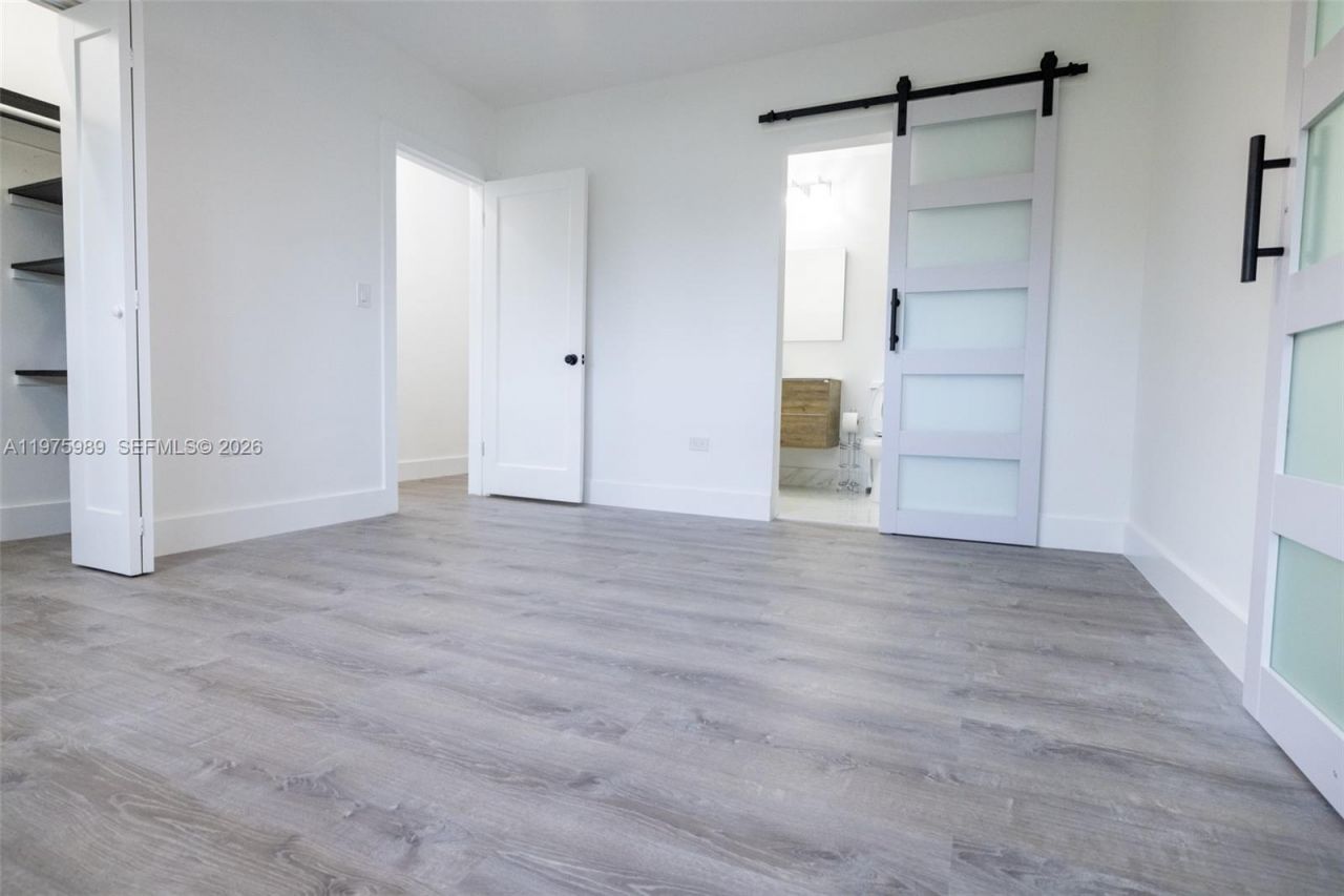 3401 SW 17th St, Unit 3401, Miami, FL 33145 Photo